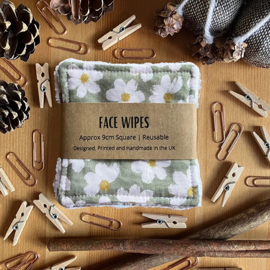 Reusable Face Wipes Green Daisy Floral Pattern