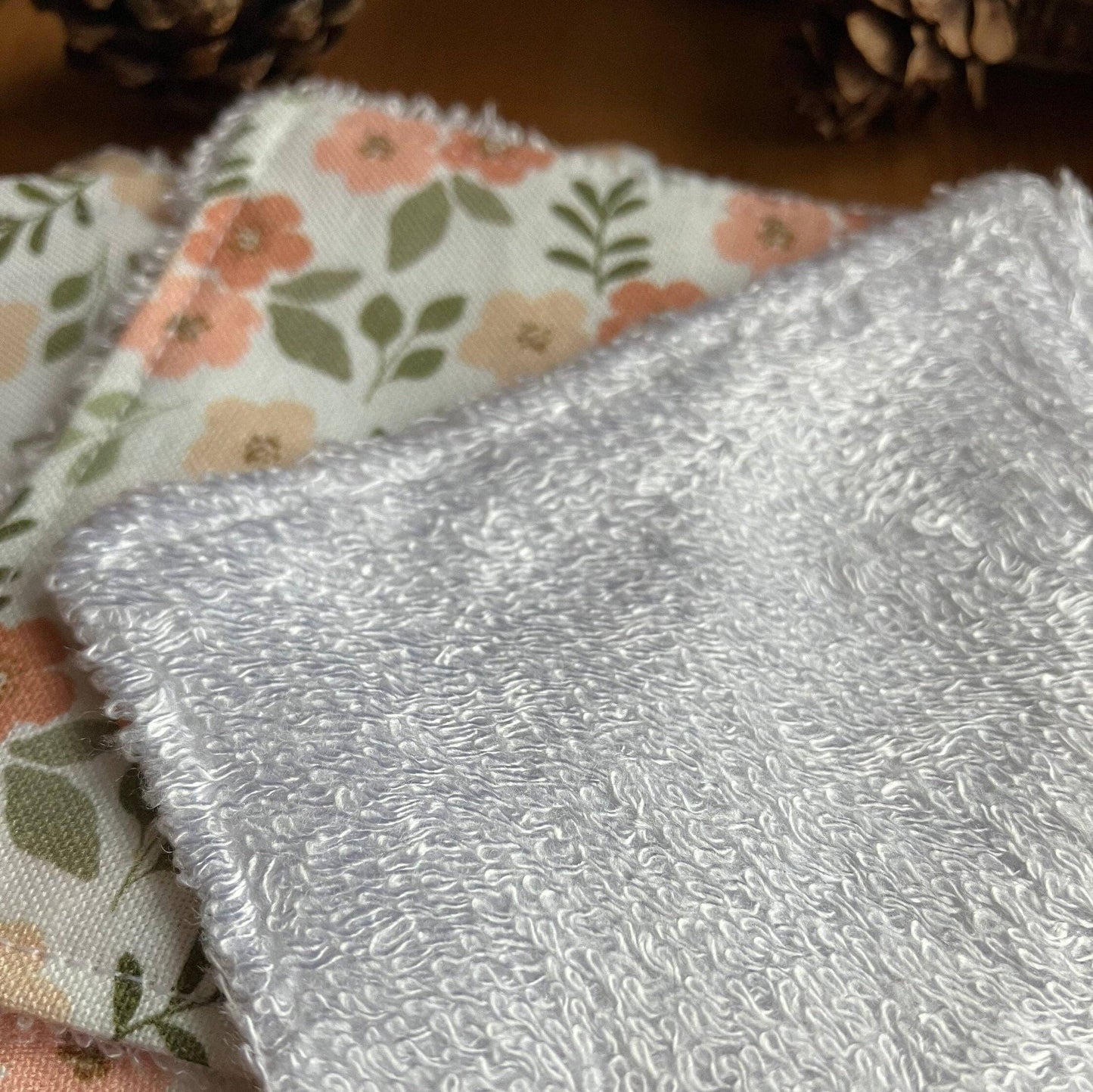 Reusable Face Wipes White Floral Pattern