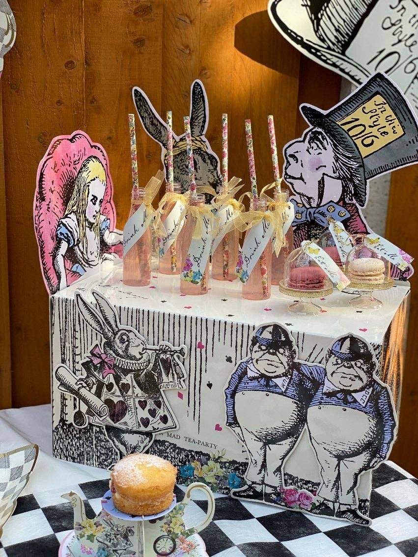 Alice in Wonderland 'Drink Me' Bottles | 6 Pack |Tea Party |
